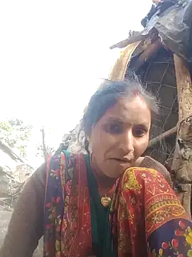 Snapshot of Juli_rathore chatting on January 2026 03:54:02 AM Juli rathore online show from January 2026 03:54:02 AM