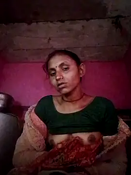 Snapshot of Juli_rathore chatting on February 2026 02:49:01 AM Juli rathore online show from February 2026 02:49:01 AM