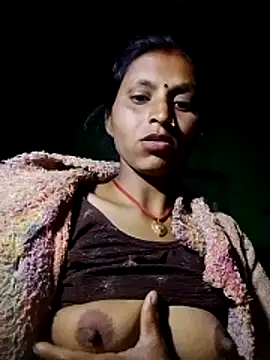 Snapshot of Juli_rathore chatting on February 2026 11:09:01 PM Juli rathore online show from February 2026 11:09:01 PM