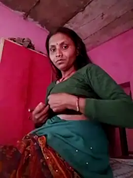 Snapshot of Juli_rathore chatting on March 2026 09:48:01 AM Juli rathore online show from March 2026 09:48:01 AM