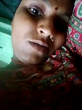 Snapshot of Juli_rathore chatting on June 2026 12:04:01 AM Juli rathore online show from June 2026 12:04:01 AM