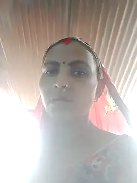 Snapshot of Juli_rathore chatting on June 2026 04:18:02 AM Juli rathore online show from June 2026 04:18:02 AM
