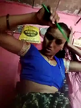 Snapshot of Juli_rathore chatting on July 2026 07:02:02 AM Juli rathore online show from July 2026 07:02:02 AM
