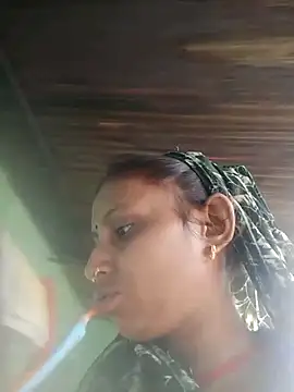 Snapshot of Juli_rathore chatting on July 2026 01:44:02 AM Juli rathore online show from July 2026 01:44:02 AM