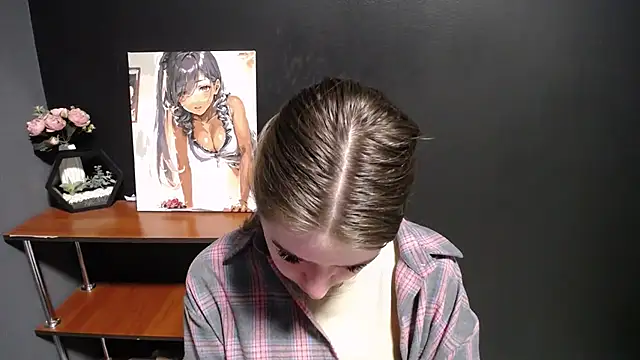 Sunny siren online show from February 2026 01:59:01 PM