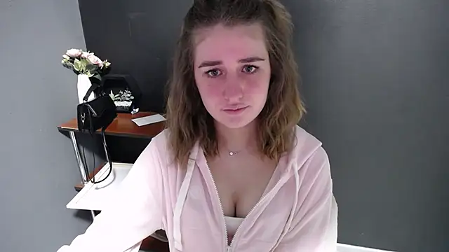 Snapshot of Sunny_siren chatting on March 2026 02:01:01 PM Sunny siren online show from March 2026 02:01:01 PM