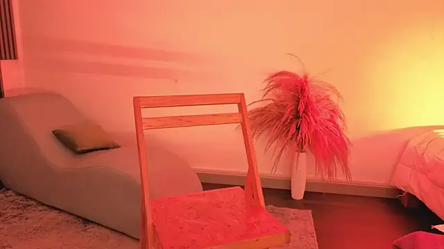 fransheskarossi online show from February 2026 12:23:01 PM