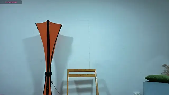 fransheskarossi online show from April 2026 12:34:02 PM