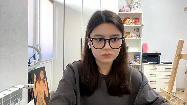 SaintMari online show from March 2026 12:22:01 PM