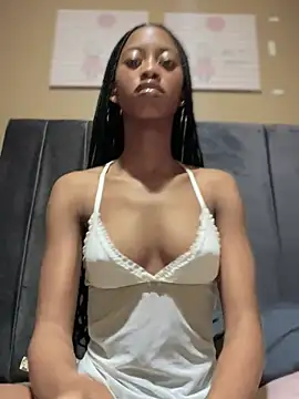 Snapshot of diamond_Ines chatting on February 2026 12:37:02 AM diamond Ines online show from February 2026 12:37:02 AM