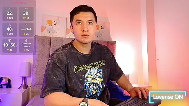 Alexander Connor online show from February 2026 12:58:02 PM