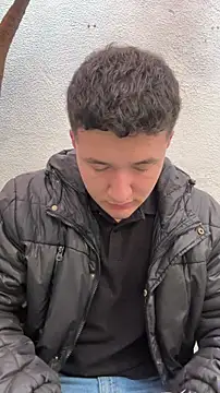 Alexander Connor online show from April 2026 12:02:01 PM