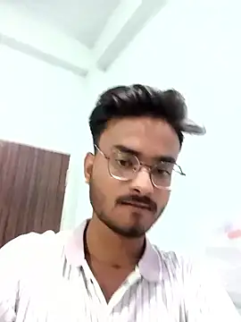 Snapshot of sdgjjkkmm chatting on March 2026 03:06:01 PM sdgjjkkmm online show from March 2026 03:06:01 PM