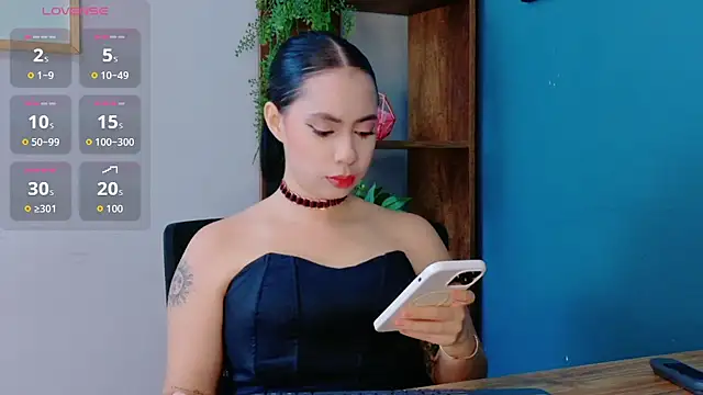 Sienna-Gold online show from February 2026 01:42:01 PM