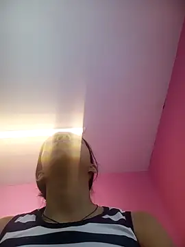 mitzukywinteer online show from February 2026 08:12:02 PM