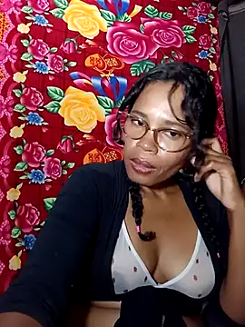 Snapshot of Yandris_1212 chatting on February 2026 02:39:02 AM Yandris 1212 online show from February 2026 02:39:02 AM