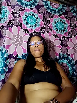 Snapshot of Yandris_1212 chatting on February 2026 01:53:02 AM Yandris 1212 online show from February 2026 01:53:02 AM