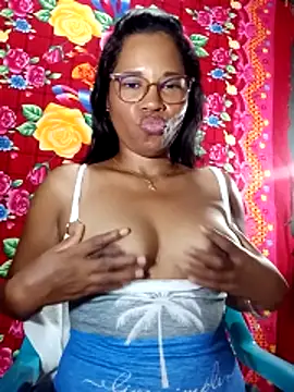 Snapshot of Yandris_1212 chatting on March 2026 01:55:01 AM Yandris 1212 online show from March 2026 01:55:01 AM