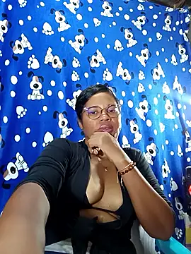 Snapshot of Yandris_1212 chatting on March 2026 01:21:02 AM Yandris 1212 online show from March 2026 01:21:02 AM