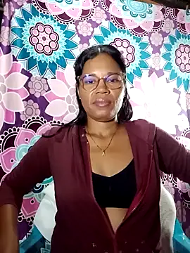 Snapshot of Yandris_1212 chatting on April 2026 12:11:02 AM Yandris 1212 online show from April 2026 12:11:02 AM