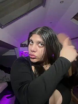 Snapshot of MinaKhalina chatting on March 2026 06:41:01 PM MinaKhalina online show from March 2026 06:41:01 PM