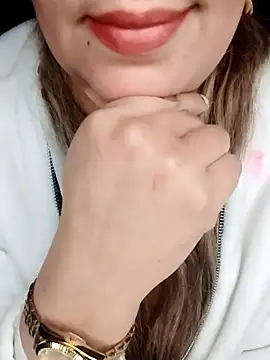 Snapshot of Naughty-Yousra chatting on March 2026 09:22:02 PM Naughty-Yousra online show from March 2026 09:22:02 PM