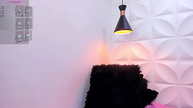 zaira skinny online show from June 2026 04:17:02 PM