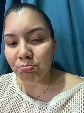 Helena-Paola online show from March 2026 04:52:02 AM