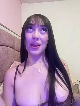 Snapshot of Melody_rousse__ chatting on April 2026 09:53:02 PM Melody rousse online show from April 2026 09:53:02 PM