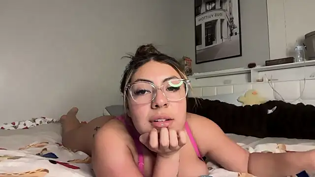 Snapshot of Lalaaxo chatting on March 2026 03:56:02 AM Lalaaxo online show from March 2026 03:56:02 AM