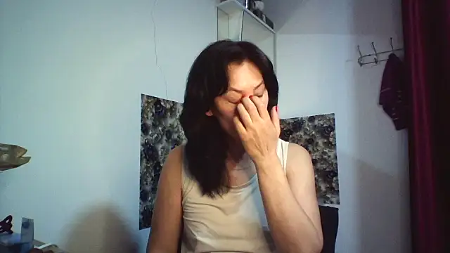 bella2322 online show from February 2026 03:07:02 AM