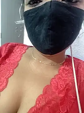 Hot-Tinaa online show from March 2026 11:29:02 PM