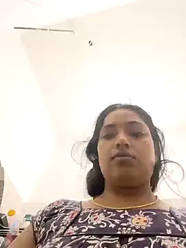 Snapshot of Hot-Tinaa chatting on March 2026 02:44:01 AM Hot-Tinaa online show from March 2026 02:44:01 AM