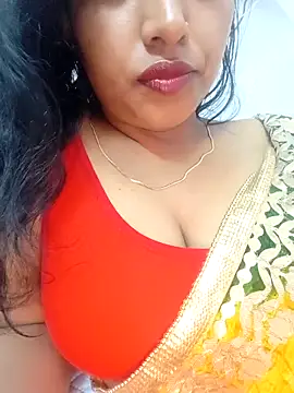 Snapshot of Hot-Tinaa chatting on April 2026 10:29:01 PM Hot-Tinaa online show from April 2026 10:29:01 PM