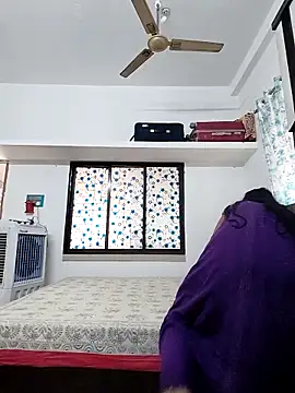 Snapshot of Hot-Tinaa chatting on April 2026 03:17:02 AM Hot-Tinaa online show from April 2026 03:17:02 AM