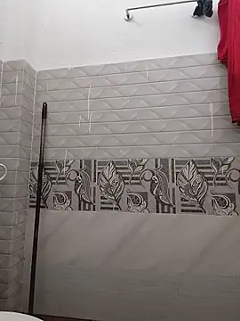 Hot-Tinaa online show from May 2026 09:48:02 AM
