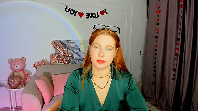 Snapshot of SweetDaylight chatting on February 2026 07:34:02 PM SweetDaylight online show from February 2026 07:34:02 PM