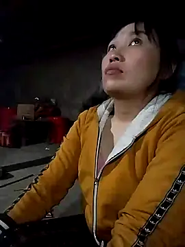 Snapshot of lia-coy chatting on February 2026 03:19:02 PM lia-coy online show from February 2026 03:19:02 PM