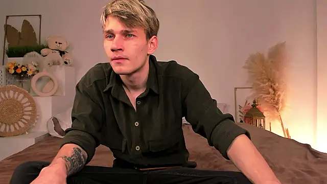 Snapshot of Volan_Starts chatting on March 2026 12:07:01 PM Volan Starts online show from March 2026 12:07:01 PM