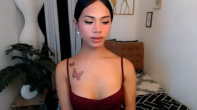 PrettyChloe Ts online show from June 2026 03:58:01 PM