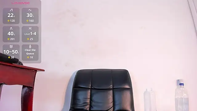 naughtylizeth  online show from April 2026 08:42:01 PM