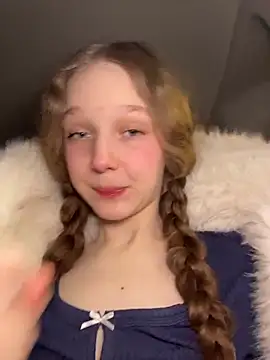 Snapshot of outside_rosy chatting on March 2026 04:33:01 PM outside rosy online show from March 2026 04:33:01 PM