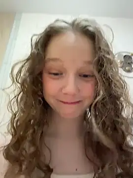 Snapshot of outside_rosy chatting on March 2026 05:18:02 PM outside rosy online show from March 2026 05:18:02 PM