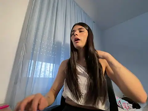 Snapshot of Lily_WellGifted chatting on March 2026 03:39:01 PM Lily WellGifted online show from March 2026 03:39:01 PM