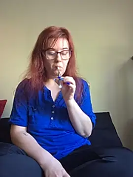 Snapshot of Ashlovescannabis chatting on June 2026 12:15:01 PM Ashlovescannabis online show from June 2026 12:15:01 PM
