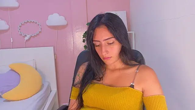 AmmyRouse   online show from April 2026 12:58:02 PM