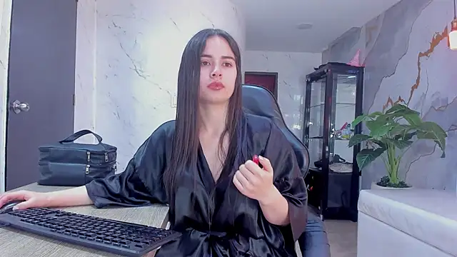 Qetsyah tf online show from April 2026 01:41:01 PM