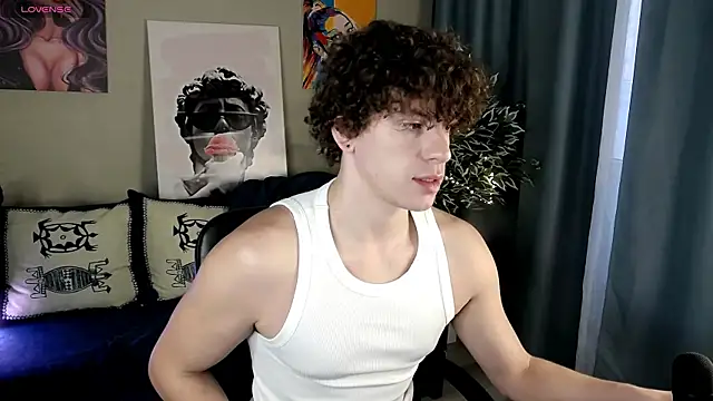 Snapshot of TylerGibson chatting on April 2026 03:42:01 AM TylerGibson online show from April 2026 03:42:01 AM