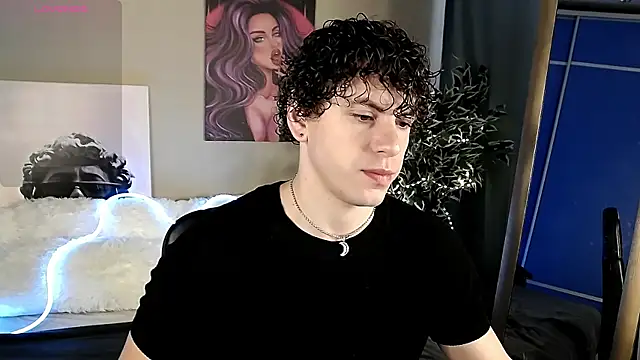 Snapshot of TylerGibson chatting on May 2026 03:45:02 AM TylerGibson online show from May 2026 03:45:02 AM