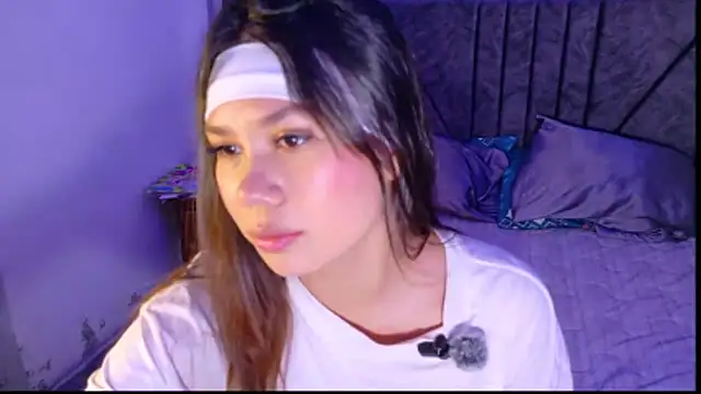 Wendy Mills  online show from February 2026 03:32:01 AM